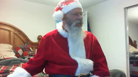 Snapshot of bbwlvr16 chatting on 12.16.24 bbwlvr16 online show from 12.16.24