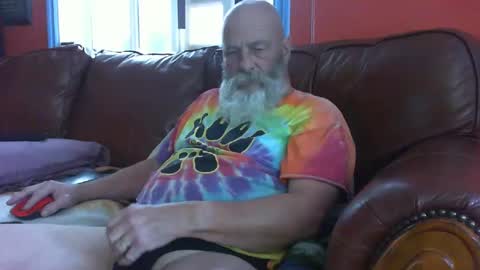 Snapshot of bbwlvr16 chatting on 01.04.25 bbwlvr16 online show from 01.04.25