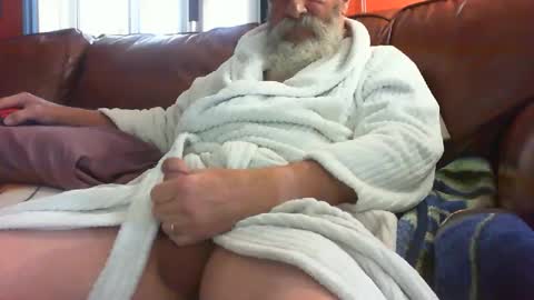 Snapshot of bbwlvr16 chatting on 01.06.25 bbwlvr16 online show from 01.06.25