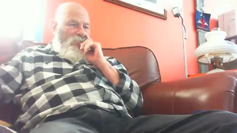 Snapshot of bbwlvr16 chatting on 01.22.25 bbwlvr16 online show from 01.22.25