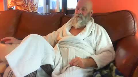 Snapshot of bbwlvr16 chatting on 11.28.25 bbwlvr16 online show from 11.28.25