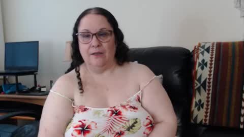 Julie online show from 03.02.26