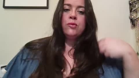 Snapshot of bbwsophiecooks chatting on 02.22.26 Sophie BBW online show from 02.22.26