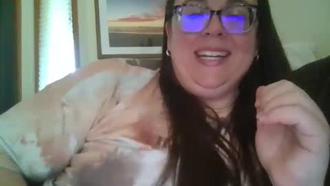 Snapshot of bbwsophiecooks chatting on 06.07.26 Sophie BBW online show from 06.07.26