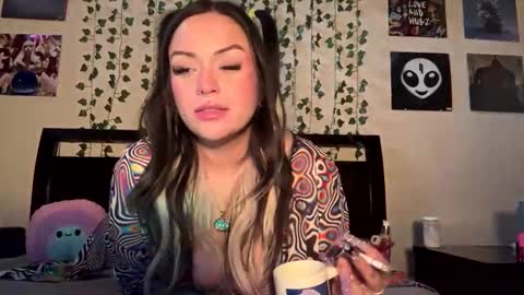 Snapshot of bbyslugggg chatting on 02.03.25 bbyslugggg online show from 02.03.25