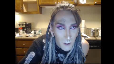 Kittie online show from 12.13.24