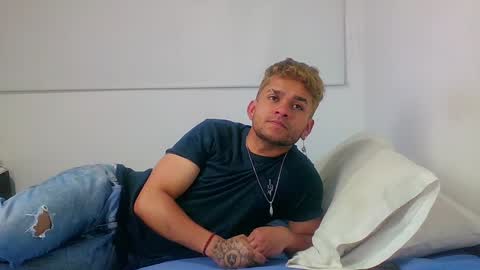 Snapshot of be_sinners chatting on 12.29.24 Sara Juan online show from 12.29.24