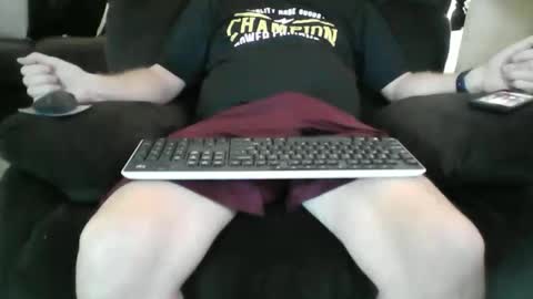 Snapshot of beachguy38 chatting on 02.28.26 beachguy38 online show from 02.28.26