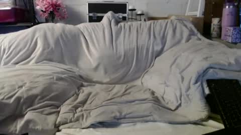 BeachyMILF online show from 06.16.26