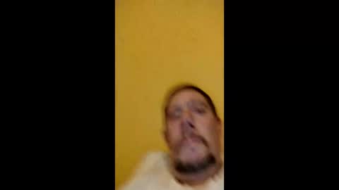 bear424194 online show from 04.01.26