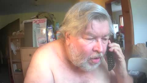 Snapshot of bear8620 chatting on 04.30.26 bear online show from 04.30.26