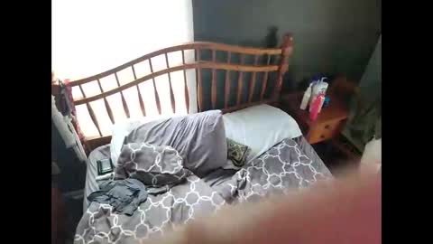 bearchubb99 online show from 04.02.26