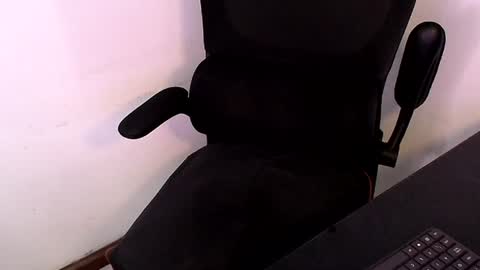 Beard Guy online show from 06.23.26