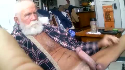 beardbushy online show from 02.17.25