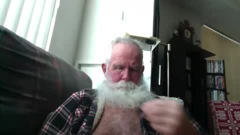 Snapshot of beardbushy chatting on 02.13.26 beardbushy online show from 02.13.26