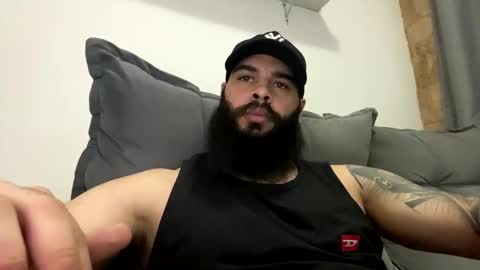 Snapshot of beardmax chatting on 05.07.26 Min online show from 05.07.26