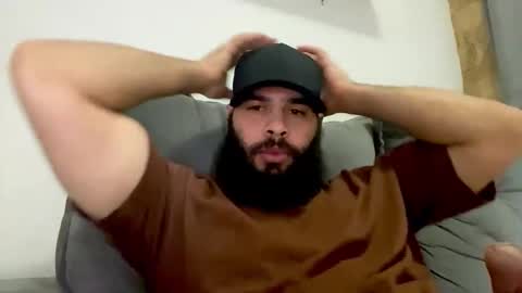 Snapshot of beardmax chatting on 06.01.26 Min online show from 06.01.26