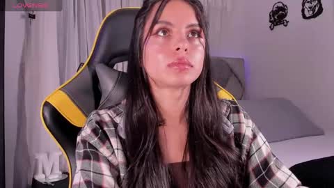 MELANI online show from 02.11.25