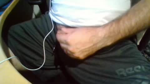 Snapshot of bearyuncut chatting on 09.09.25 bearyuncut online show from 09.09.25