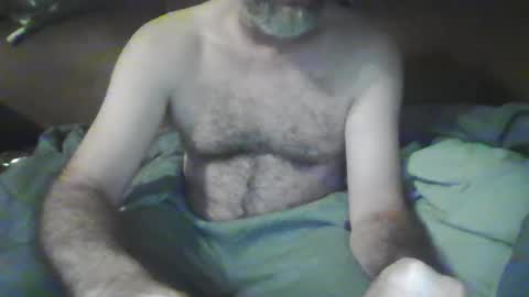 Snapshot of beastiejam2000 chatting on 12.15.24 beastiejam2000 online show from 12.15.24