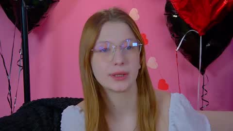 Snapshot of beatricebinoche chatting on 02.20.26 Beatrice online show from 02.20.26