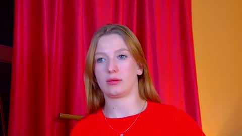 Snapshot of beatricebinoche chatting on 03.10.26 Beatrice online show from 03.10.26