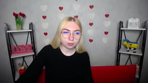 Snapshot of beatriceflyy chatting on 12.05.24 BeatriceFlyy online show from 12.05.24