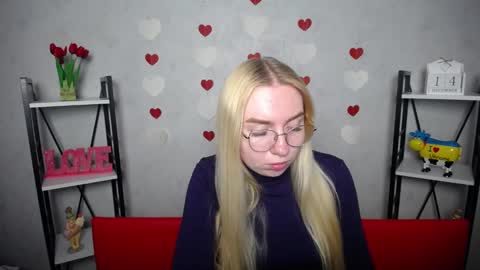 Snapshot of beatriceflyy chatting on 12.14.24 BeatriceFlyy online show from 12.14.24