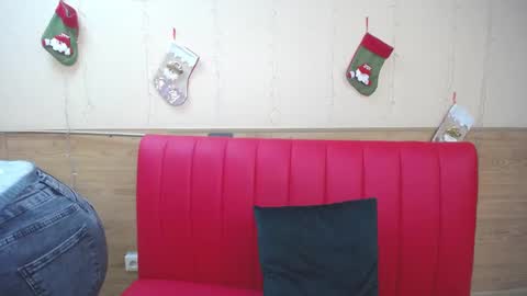 Snapshot of beatriceflyy chatting on 12.28.24 BeatriceFlyy online show from 12.28.24