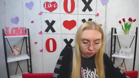 BeatriceFlyy online show from 02.02.25