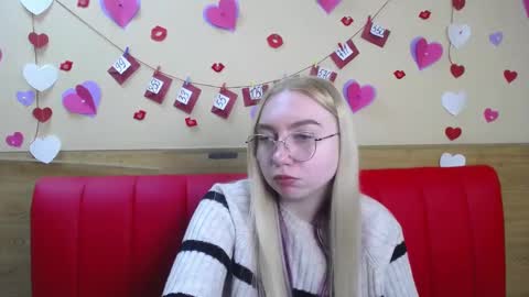 Snapshot of beatriceflyy chatting on 02.20.25 BeatriceFlyy online show from 02.20.25