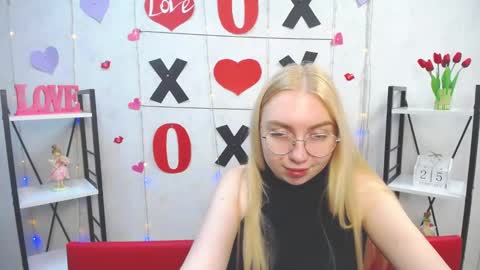 Snapshot of beatriceflyy chatting on 02.25.25 BeatriceFlyy online show from 02.25.25