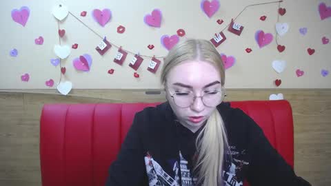 BeatriceFlyy online show from 03.01.25