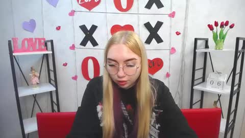 BeatriceFlyy online show from 03.06.25