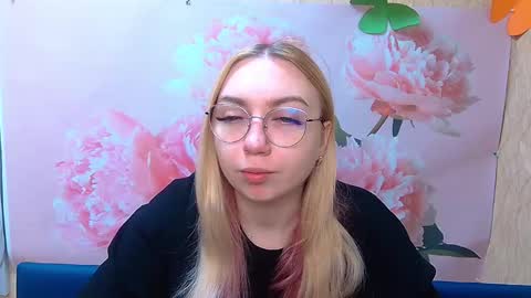 BeatriceFlyy online show from 09.30.25