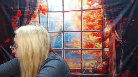 BeatriceFlyy online show from 11.11.25