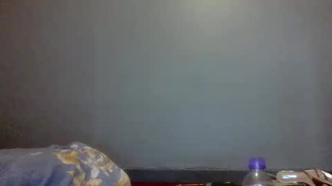 Snapshot of beautie699392 chatting on 02.21.25 Lil stunner online show from 02.21.25