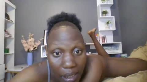 Snapshot of beautie699392 chatting on 01.12.26 Lil stunner online show from 01.12.26