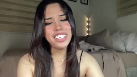 Snapshot of beautiful_lust69 chatting on 05.14.26 Sweet Aya online show from 05.14.26