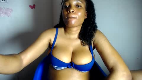 Snapshot of beautiful_moanna chatting on 07.14.26 moanna online show from 07.14.26