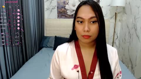 Im Kim and Im Single in real life online show from 03.12.26