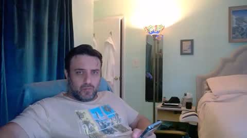 Snapshot of beautifulmanentertainment chatting on 05.18.26 Kalel Superman online show from 05.18.26