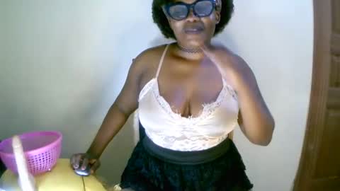 beautifulpeach2 online show from 01.21.25