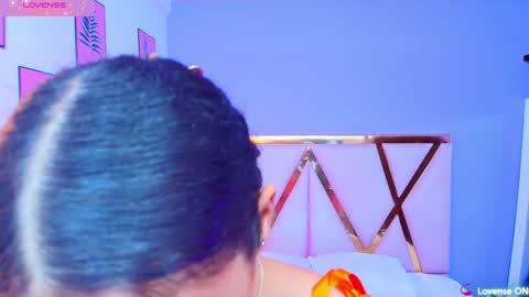 Snapshot of beautifulskinny18 chatting on 01.02.25 Shalom online show from 01.02.25