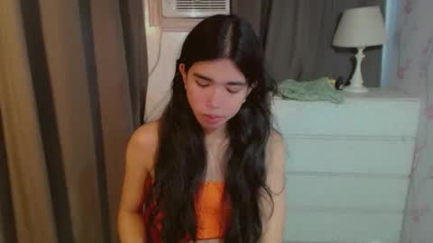 TRIXIE online show from 04.30.26