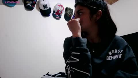 Snapshot of beauty_beastt chatting on 04.14.26 beautybeasstt online show from 04.14.26