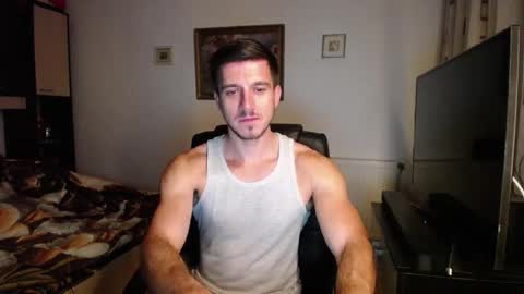 Snapshot of beauty_hard_beast chatting on 10.06.25 Mia and Jake online show from 10.06.25