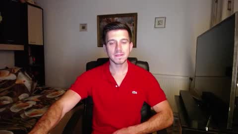 Snapshot of beauty_hard_beast chatting on 10.08.25 Mia and Jake online show from 10.08.25