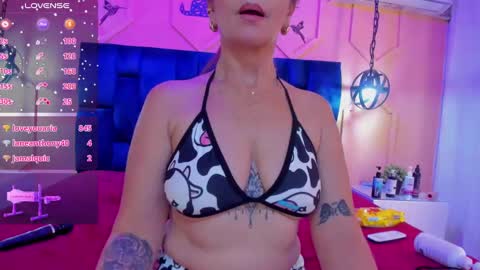 Chantall online show from 01.12.25