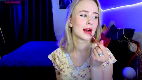 beauty Sasha online show from 10.23.25